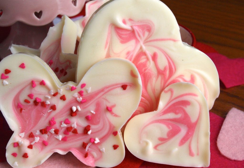 Easy Valentine's Candy Recipe - createwithclaudia.com