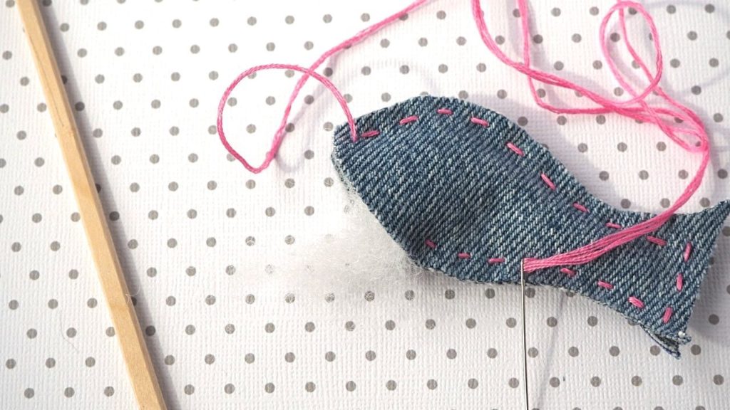 Recycled Denim Fish Tutorial #recycled #sewing #repurposed #recycledcraft createwithclaudia.com