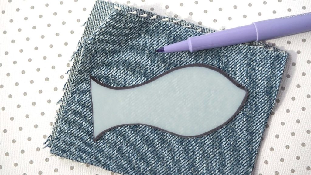 Recycled Denim Fish Tutorial #recycled #sewing #repurposed #recycledcraft createwithclaudia.com