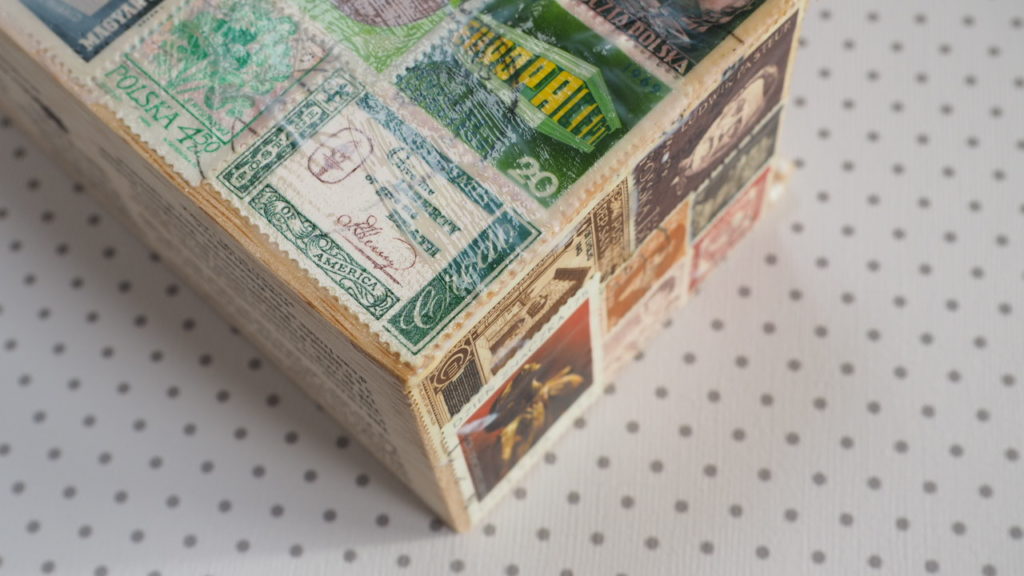 Postage Stamp Découpage Keepsake Box DIY Tutorial - createwithclaudia - #découpage #diy