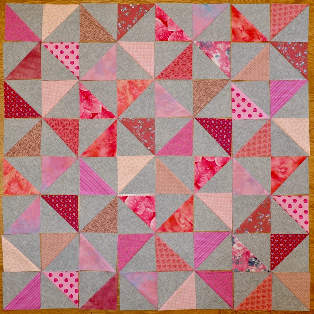 16 Half Square Triangle Quilt Patterns and a Half Square Triangle Tutorial - createwithclaudia - #quilting #quiltblock