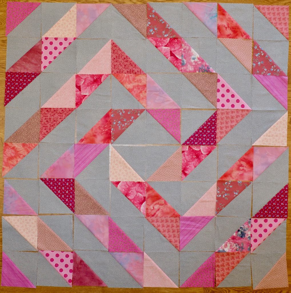 16 Half Square Triangle Quilt Patterns and a Half Square Triangle Tutorial - createwithclaudia - #quilting #quiltblock