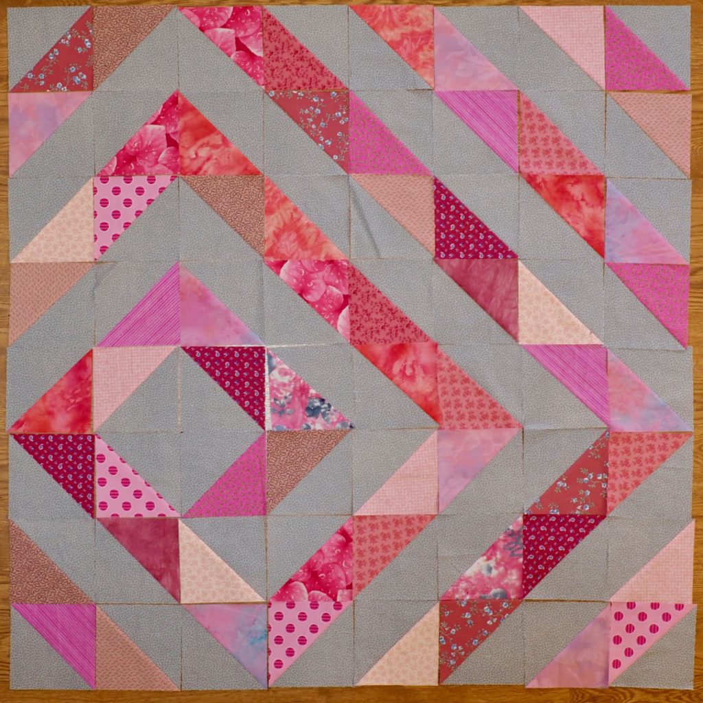 16 Half Square Triangle Quilt Patterns and a Half Square Triangle Tutorial - createwithclaudia - #quilting #quiltblock