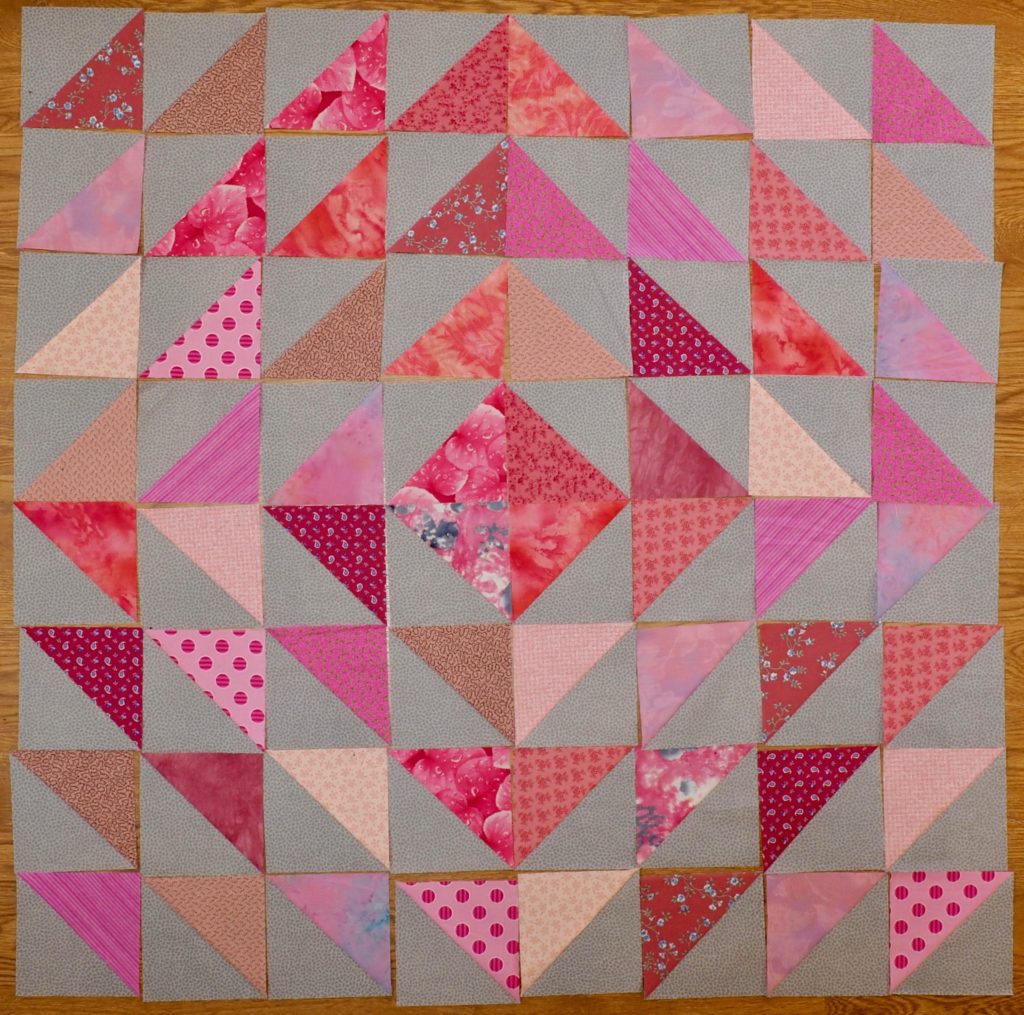 16 Half Square Triangle Quilt Patterns and a Half Square Triangle Tutorial - createwithclaudia - #quilting #quiltblock