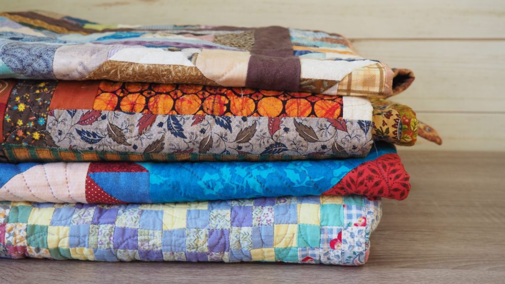 11 Worthy Places to Donate Quilts Locally - createwithclaudia - #quilting 