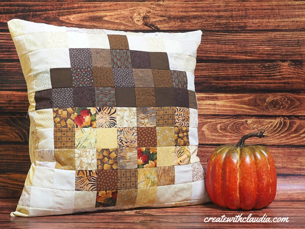 Pixelated Acorn Pillow Pattern