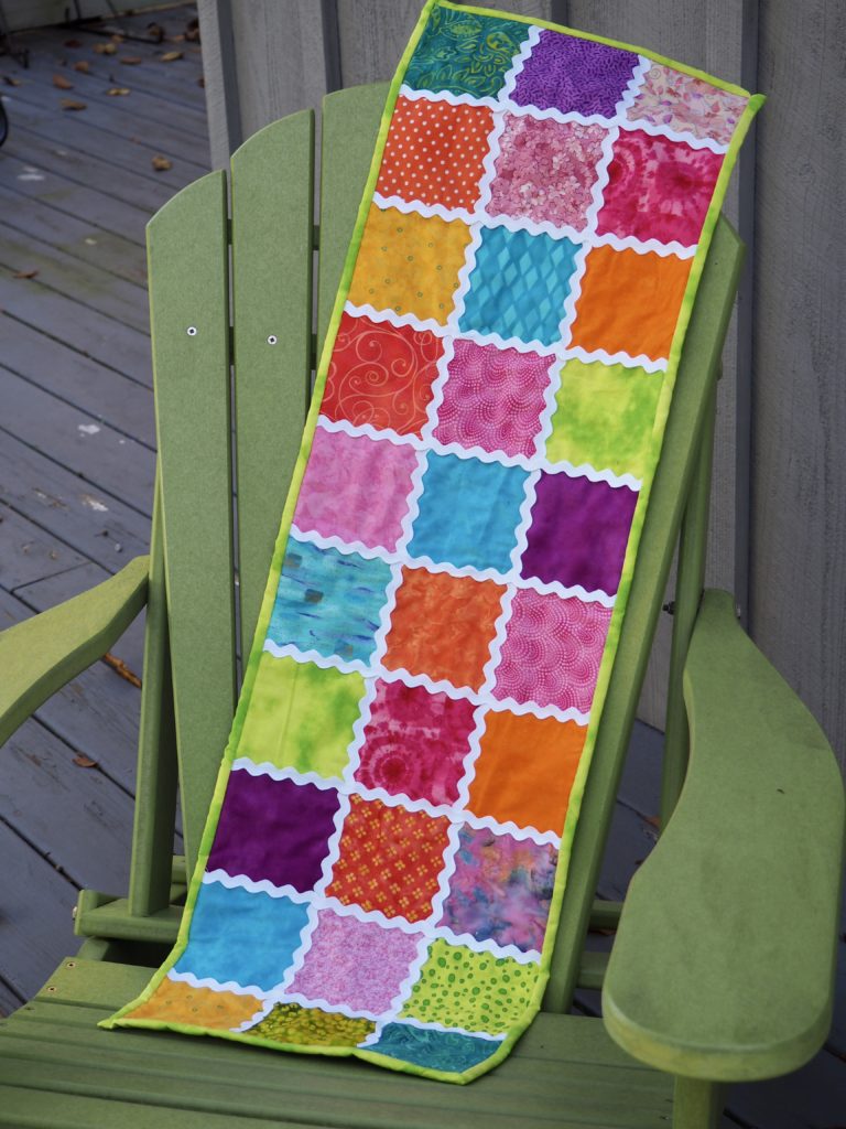 Rick Rack Table Runner - Free Pattern