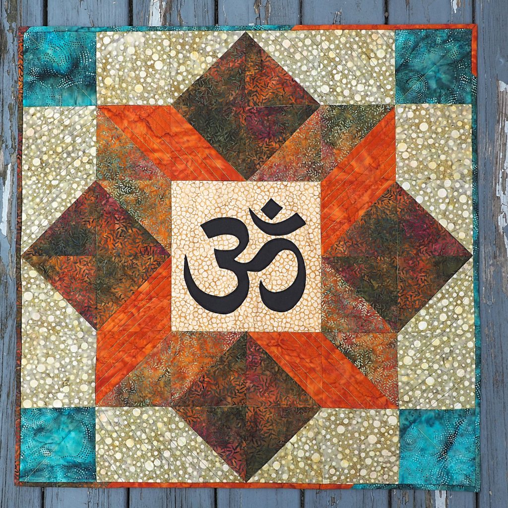 Aum (Om) Quilt Pattern - Free pattern and tutorial