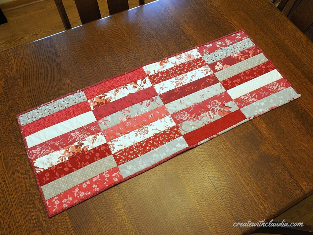 Jelly Roll Pattern - Turn 1 jelly roll into a table and bed runner with this easy pattern