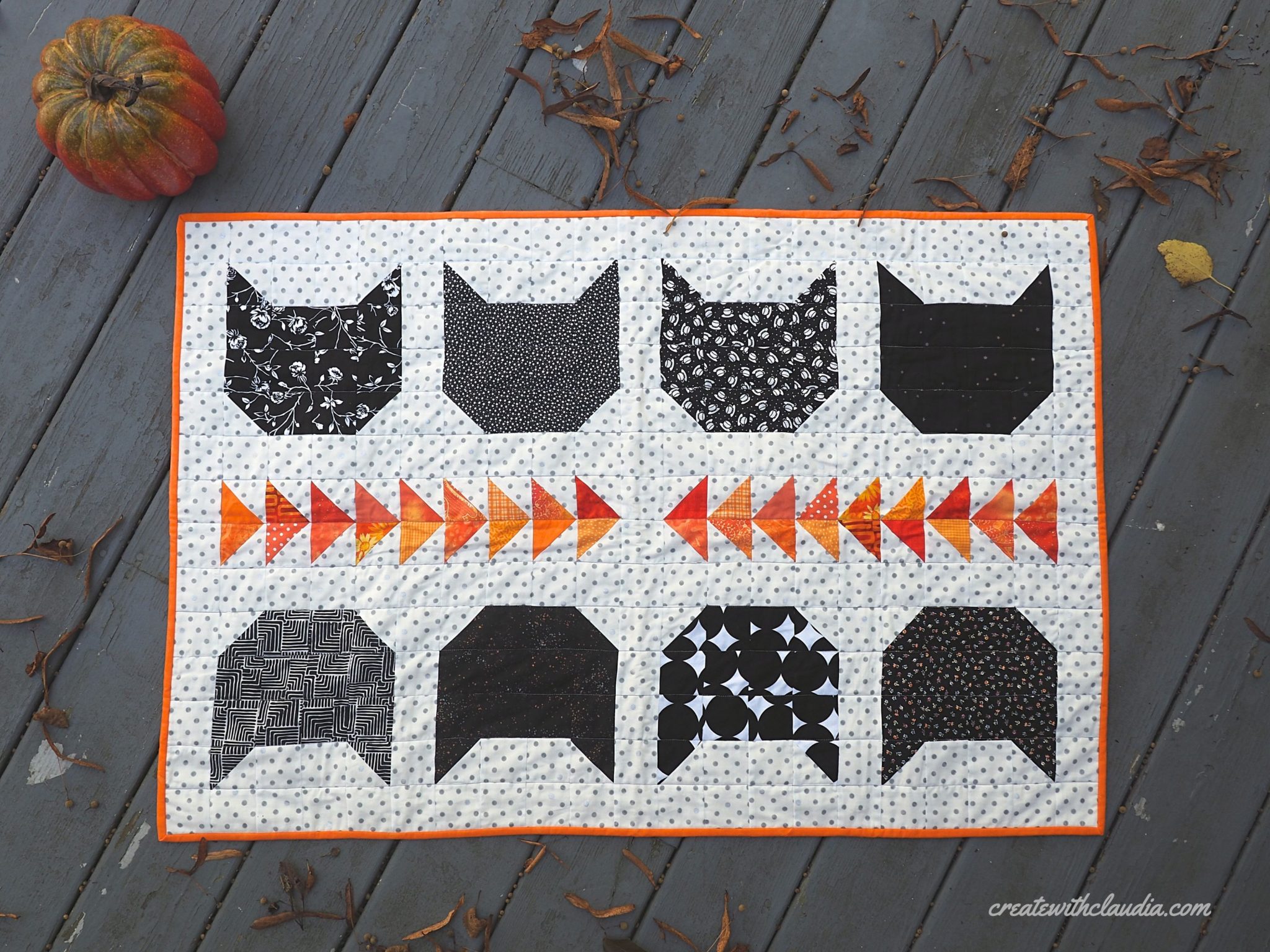 Halloween Cats Table Runner Pattern Create with Claudia