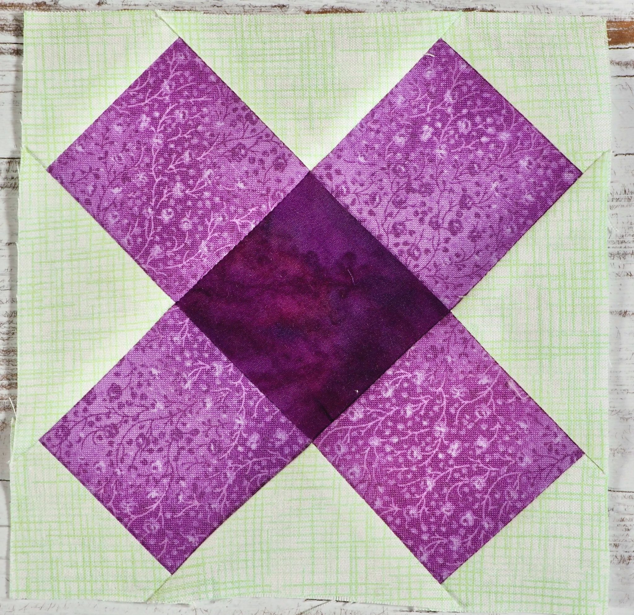 How to Make a Mosaic Quilt Block Create with Claudia