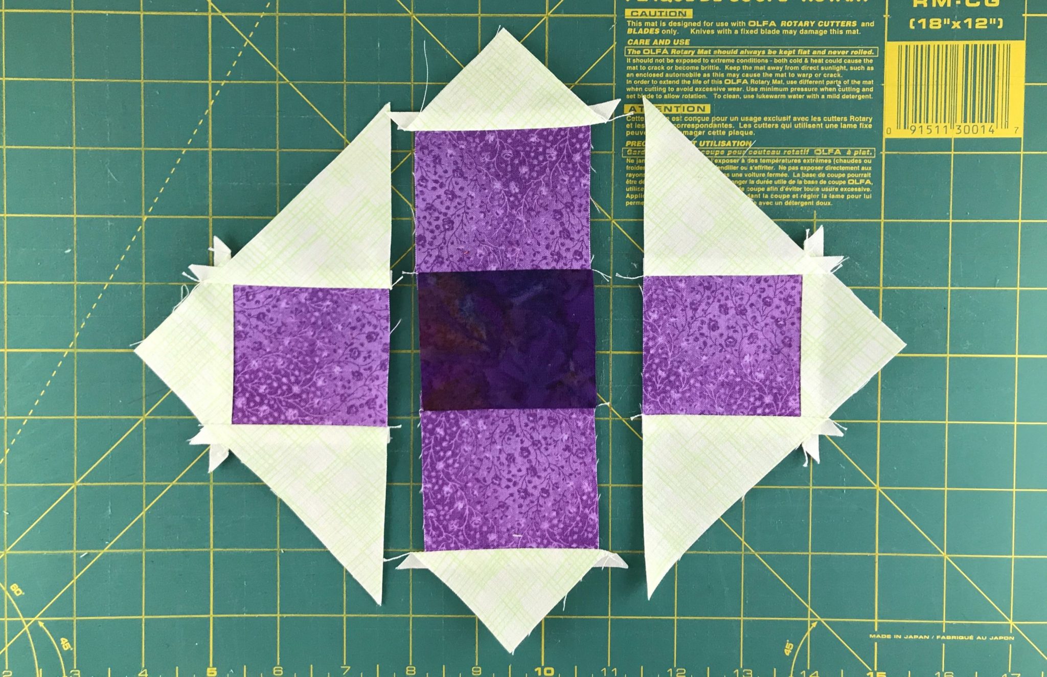 How to Make a Mosaic Quilt Block Create with Claudia