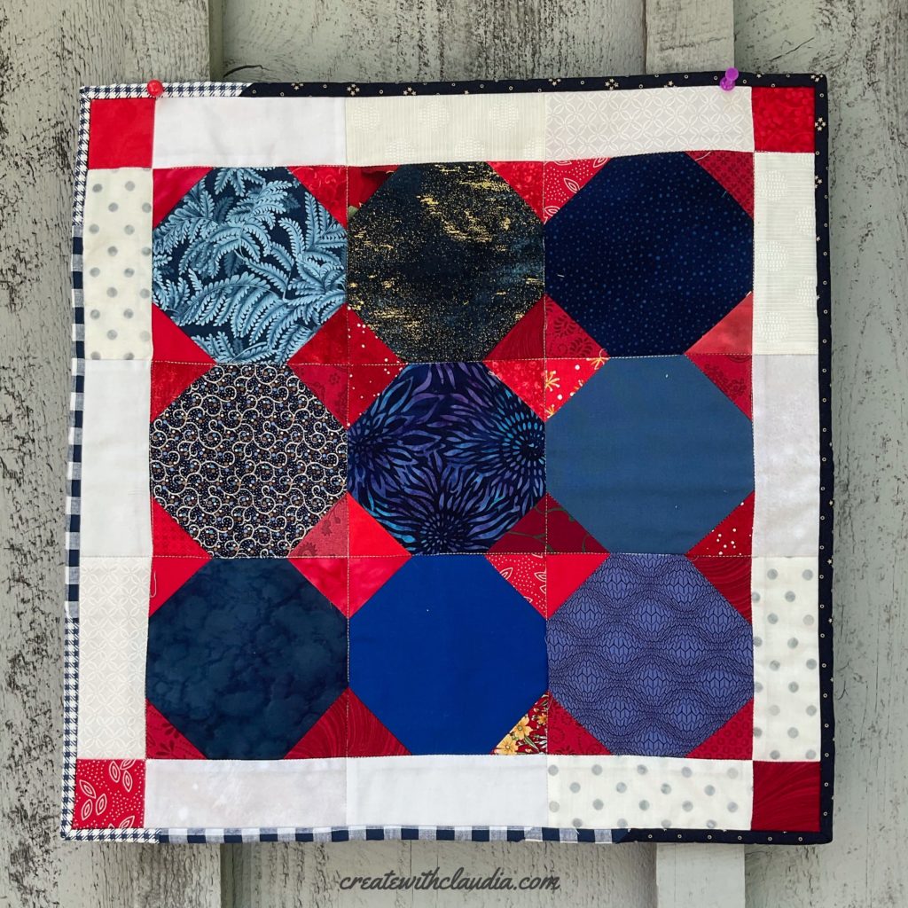Patriotic Snowball Table Topper Pattern