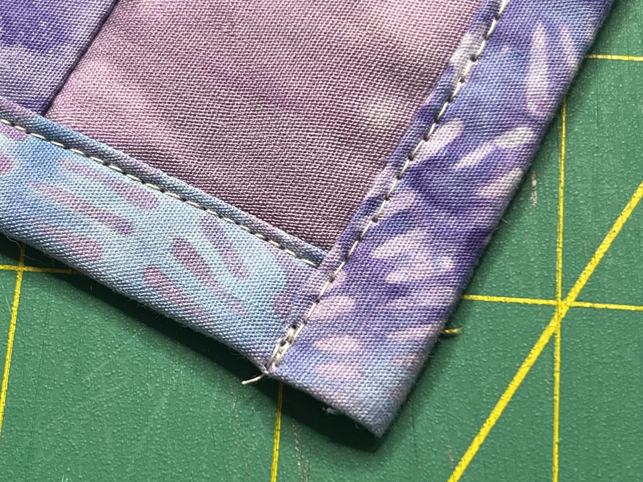 How to Make Self Binding Quilt as You Go Gradient Placemats Create